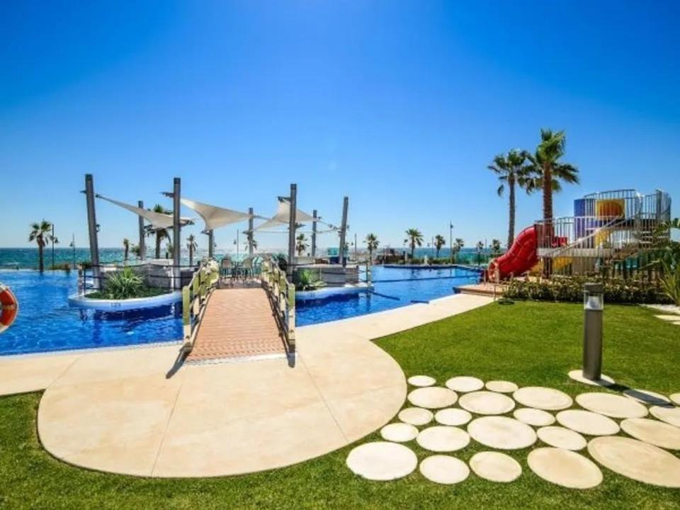 Apartment Deluxe Clara Sea Senses Torrevieja Eksteriør billede