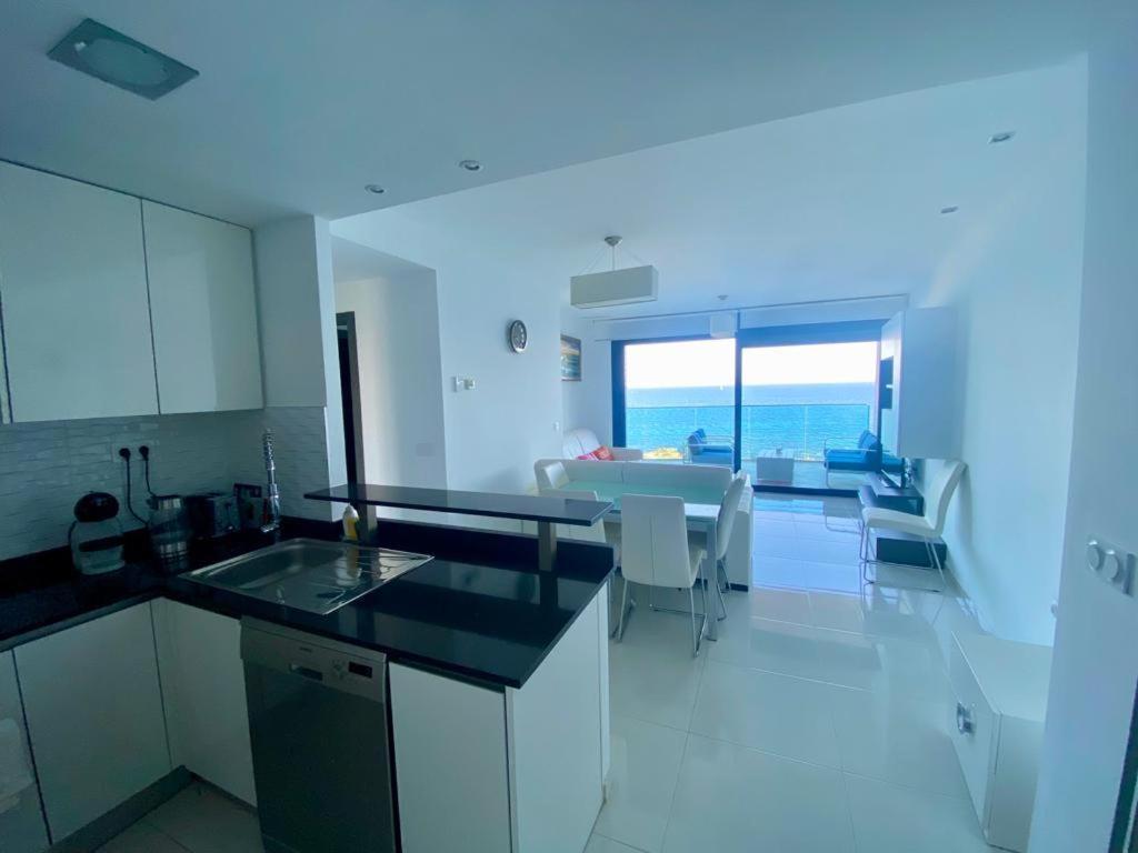 Apartment Deluxe Clara Sea Senses Torrevieja Eksteriør billede