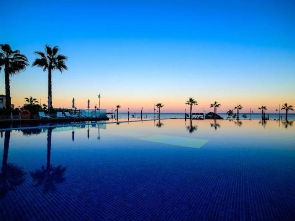 Apartment Deluxe Clara Sea Senses Torrevieja Eksteriør billede